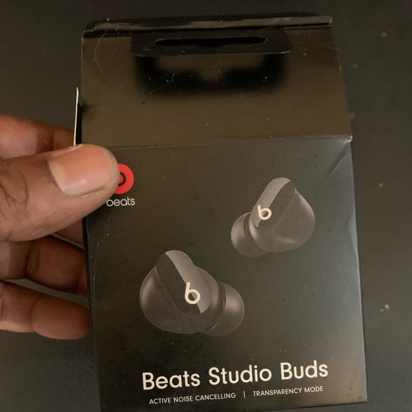 Beats studio pods